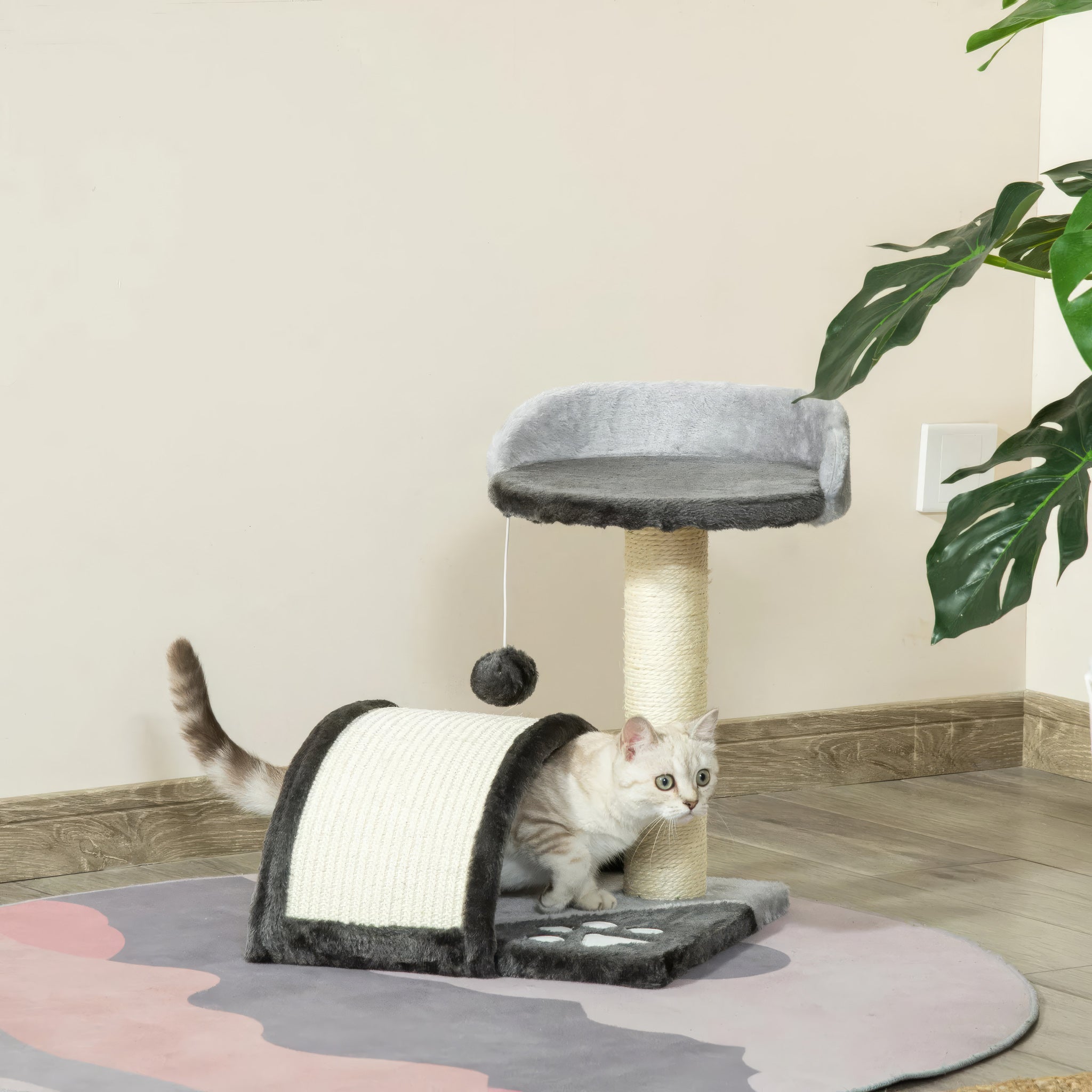 Cat tree for kittens Image