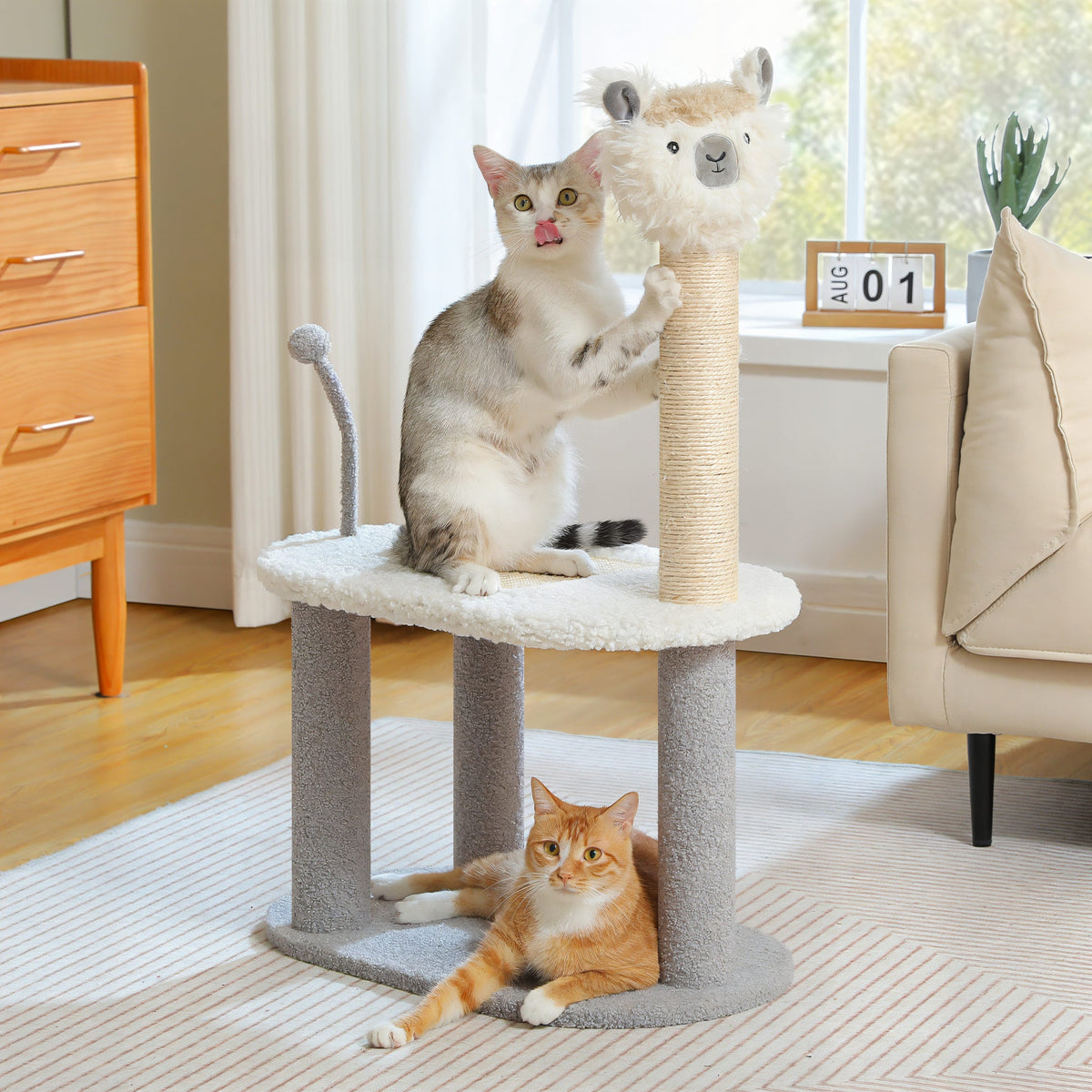 Cat tree llama Cat & Cosy