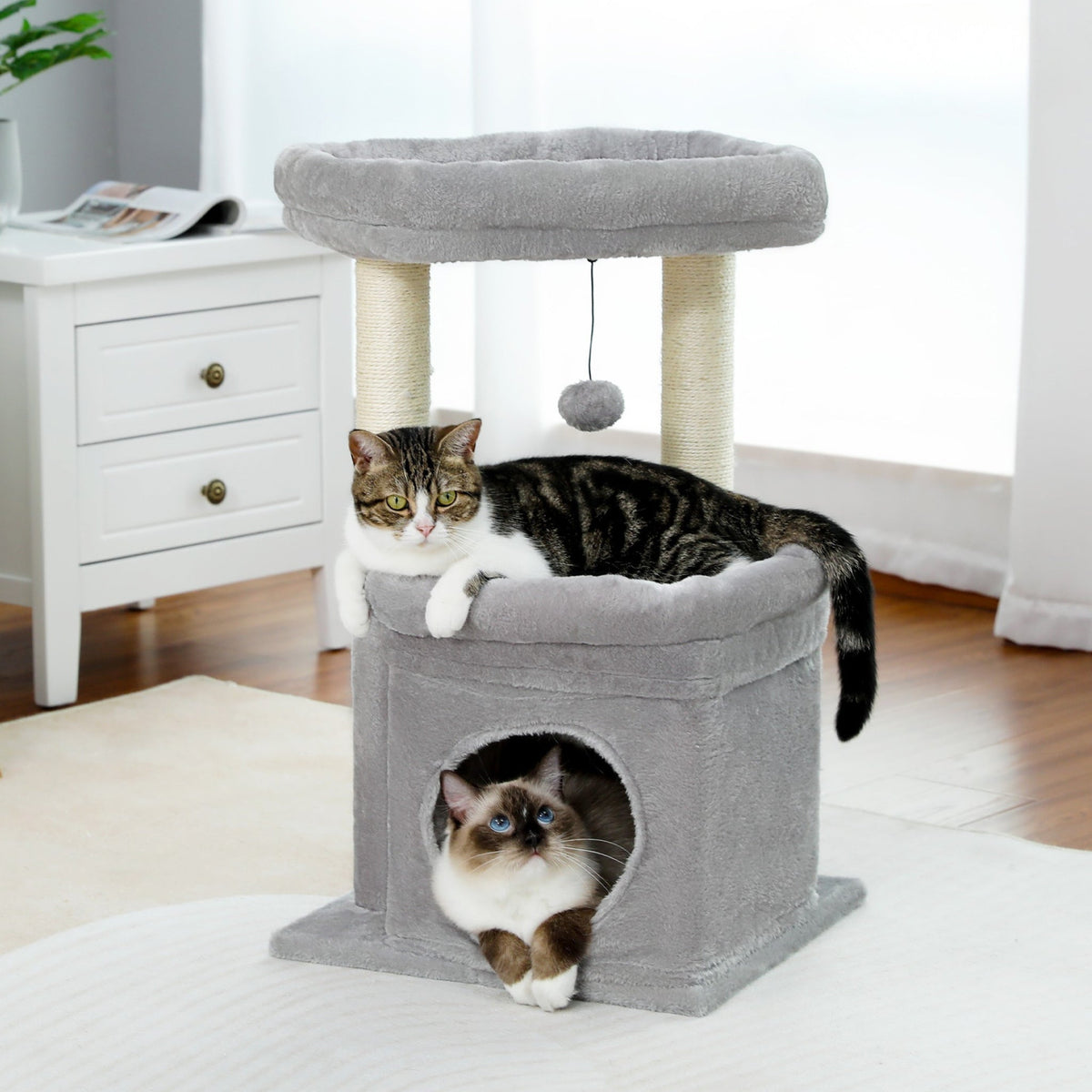 Small cat tree with cabin Cat & Cosy